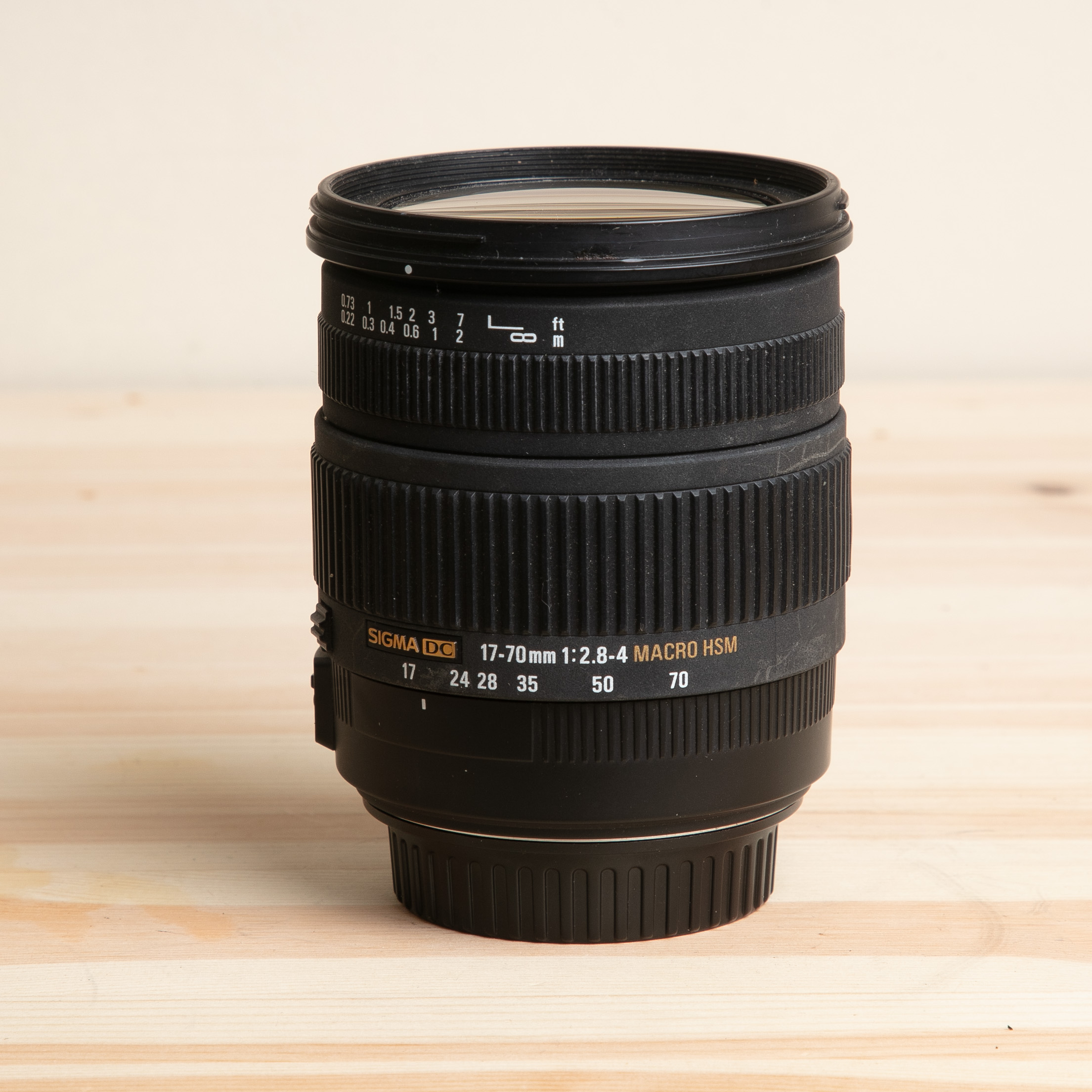 SIGMA_DC_17-70/2,8-4 MACRO_HSM_CANON_1.jpg