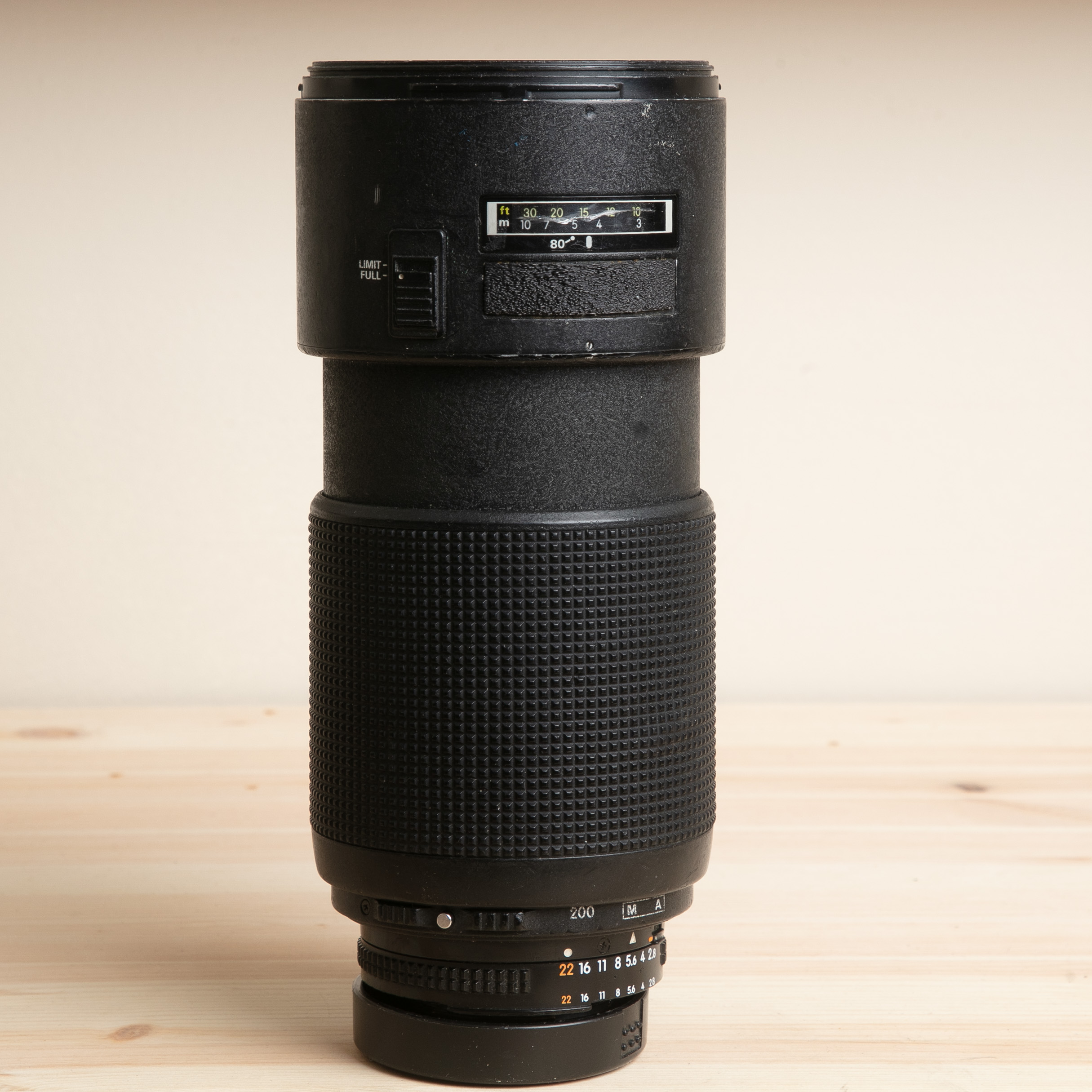 NIKON 80-200/2,8