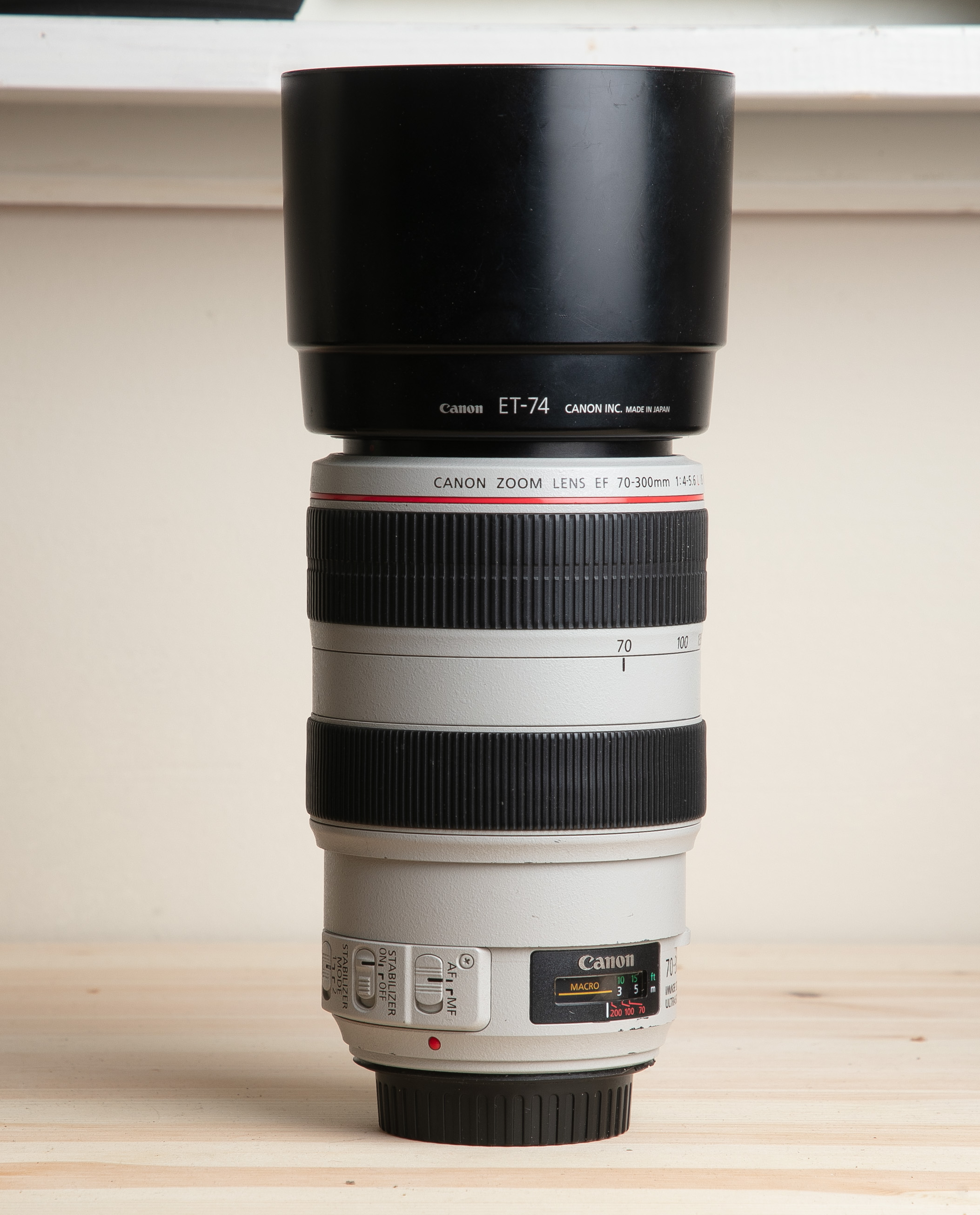 CANON  70-300/4,0-5,6  L IS USM 4