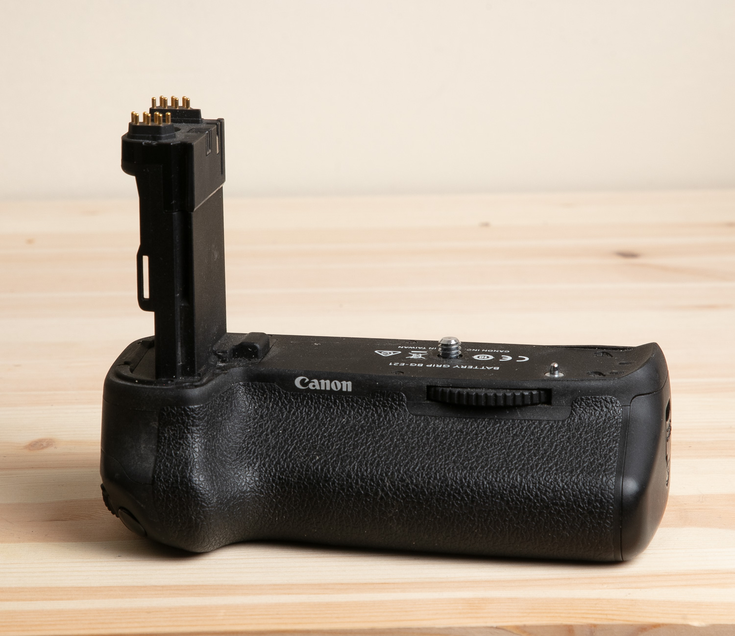 CANON BATTERYGRIP BG-E21