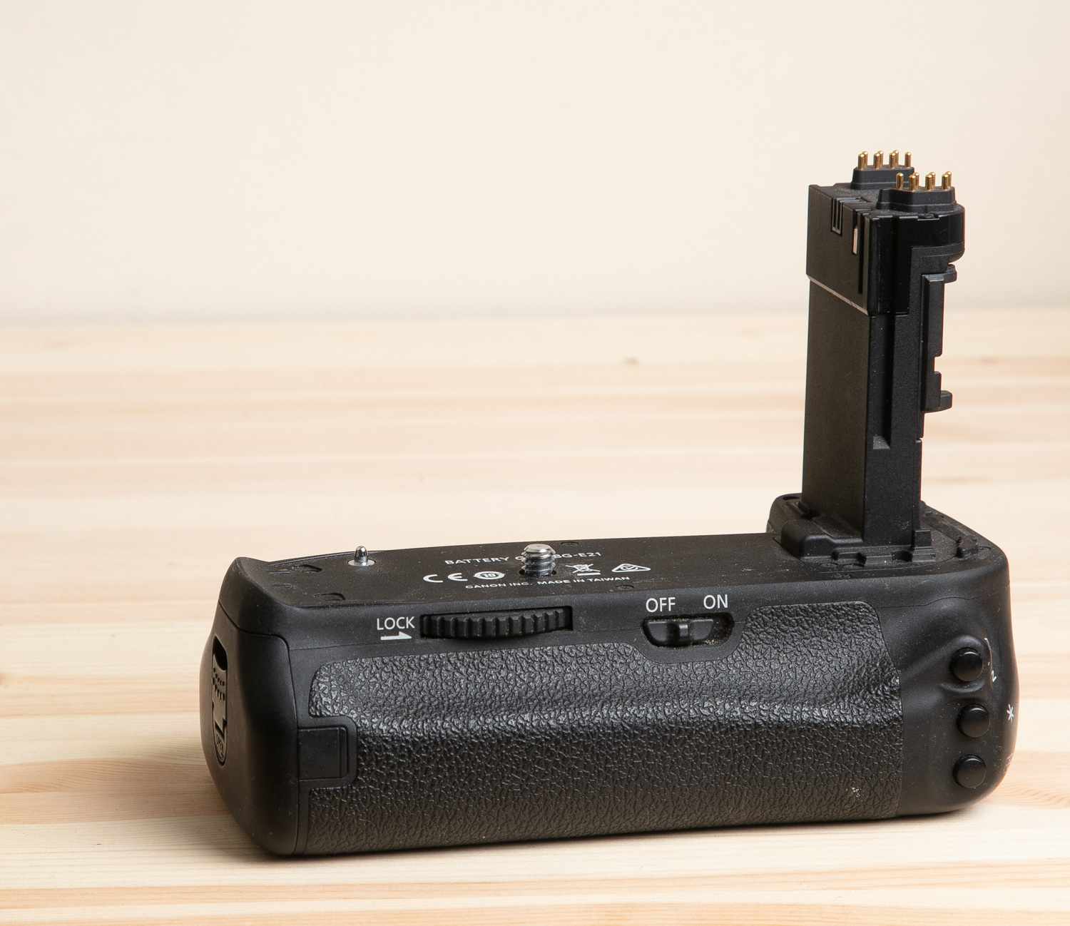 CANON BATTERYGRIP BG-E21 2