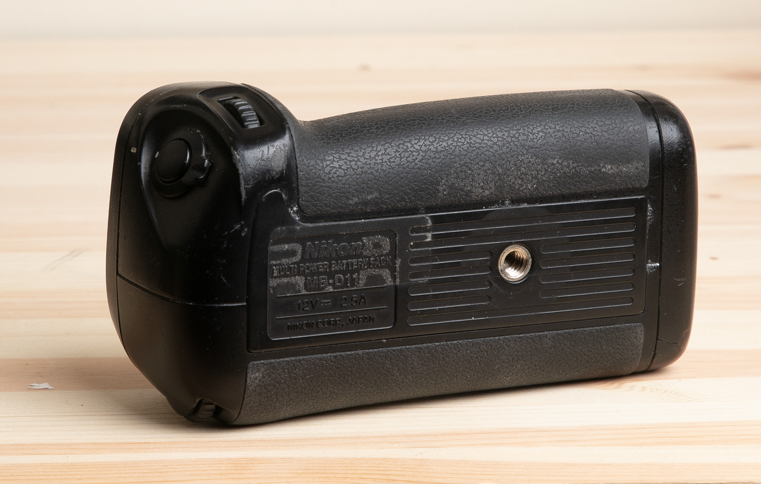 NIKON MB-D11 BATTERYGRIP 2