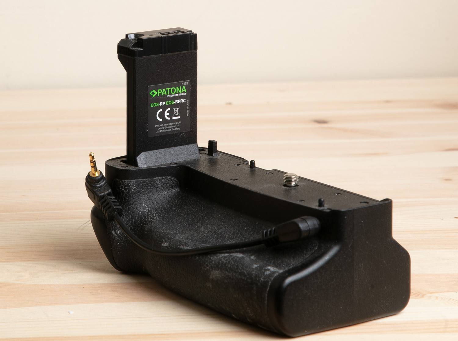 PATONA AKKUKAHVA EOS-RP