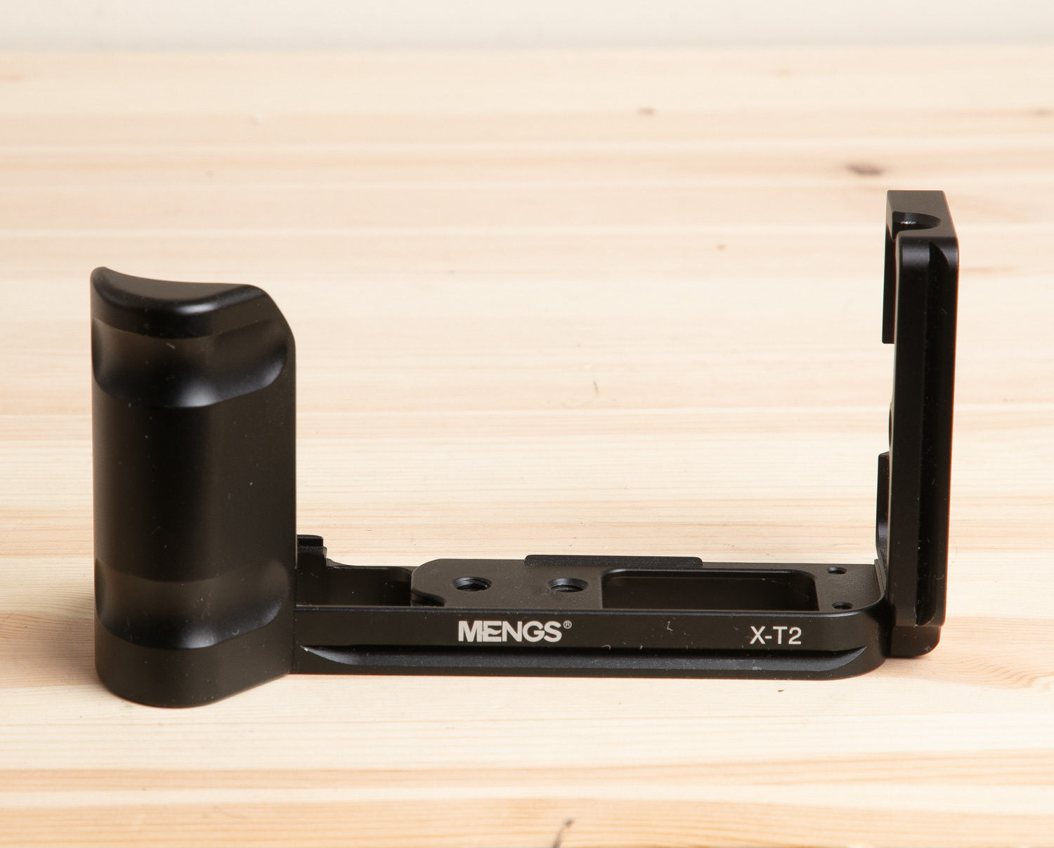 MENGS XT-2 HANDGRIP FOR FUJIFILM XT-2 2