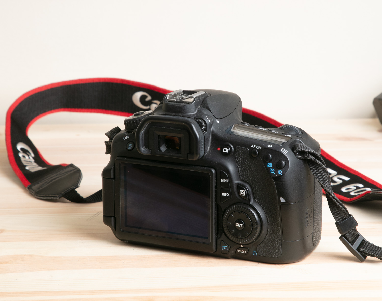 CANON EOS 60D 3