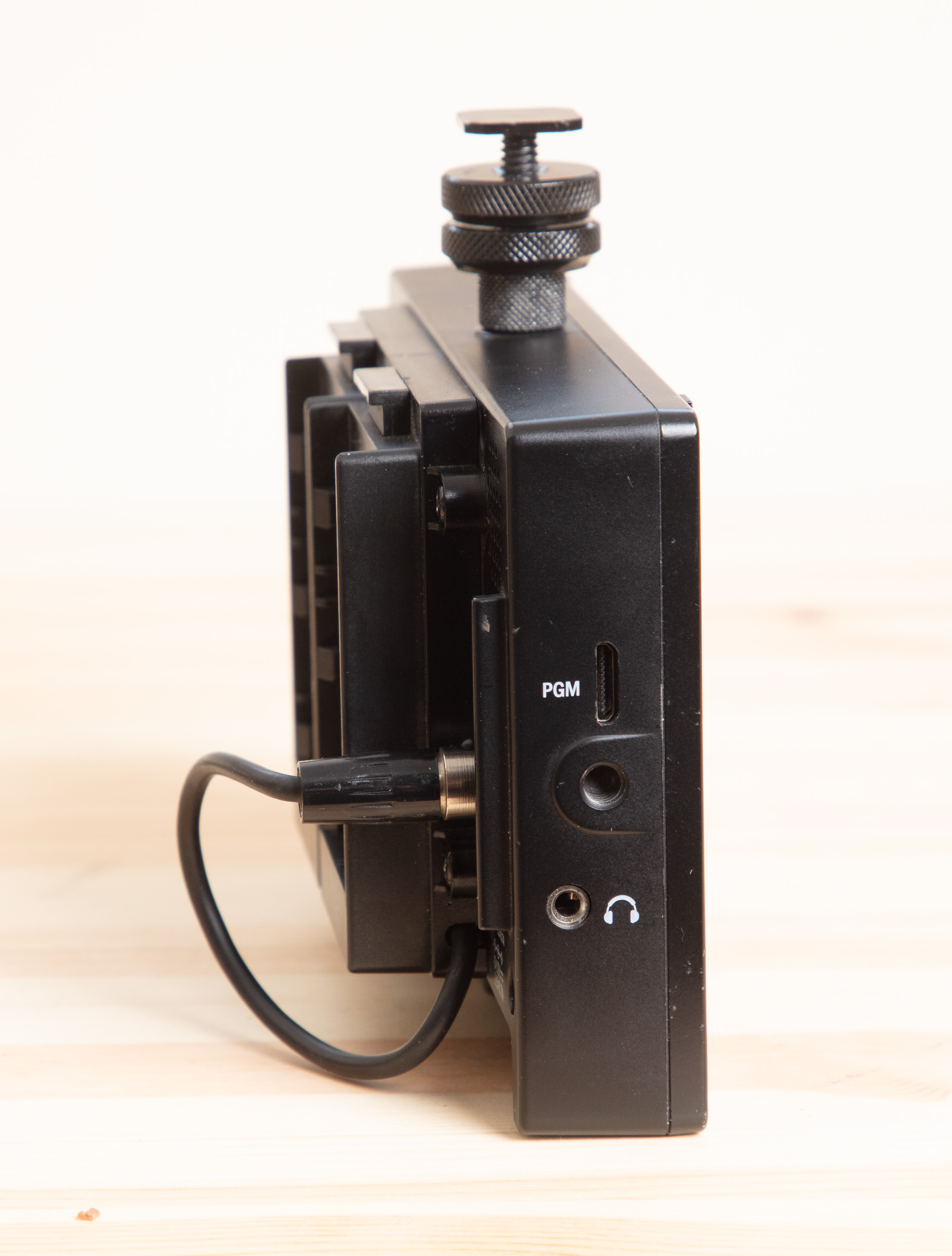 TVLOGIC VFM-056W 4